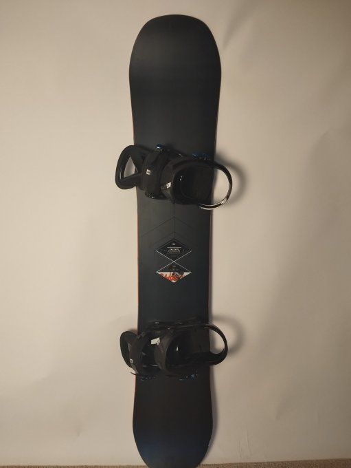 Pack Snowboard Occasion Salomon Sabotage Classiks 154 + Fixations Burton Custom L 