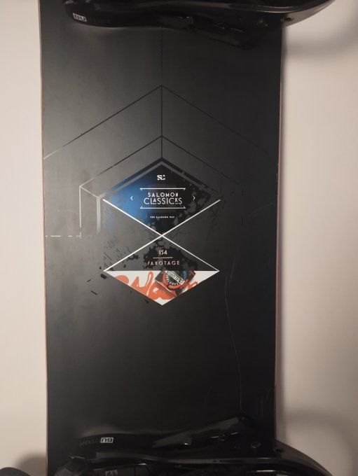 Pack Snowboard Occasion Salomon Sabotage Classiks 154 + Fixations Burton Custom L 